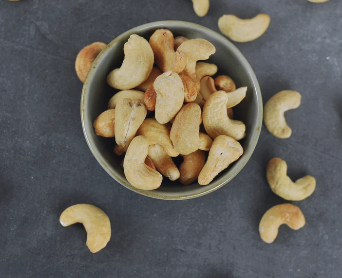 Cashews ganz geröstet - Abgabe 100 g weise